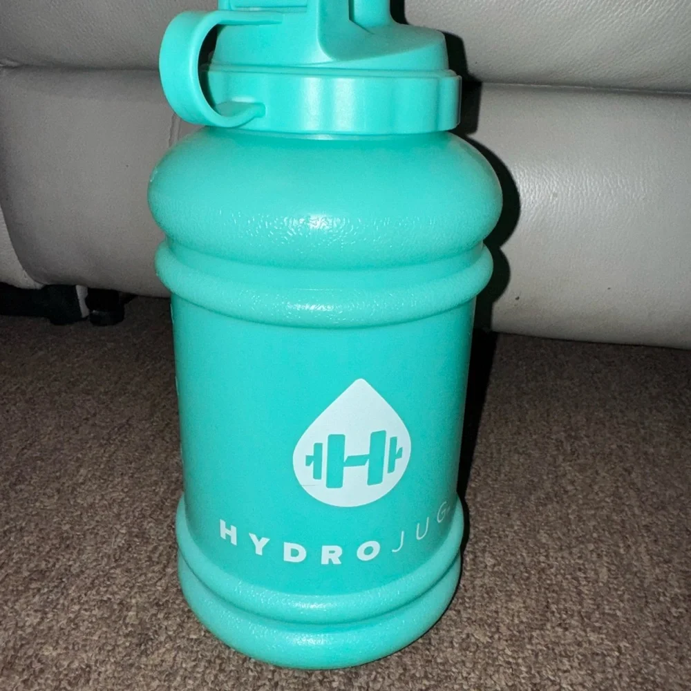 HydroJug Teal Water Bottle with Matching Straws - Picture 2 of 3
